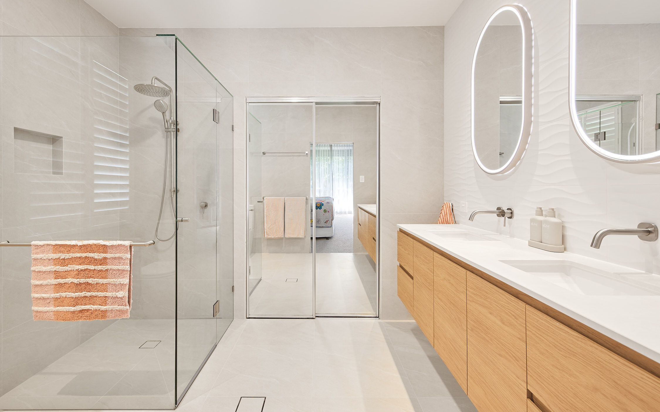 111 Botanical Cct, Banora Point 01